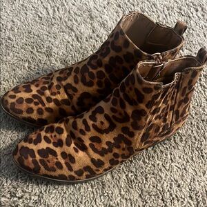 Leopard Pattern Heeled Ankle Boots